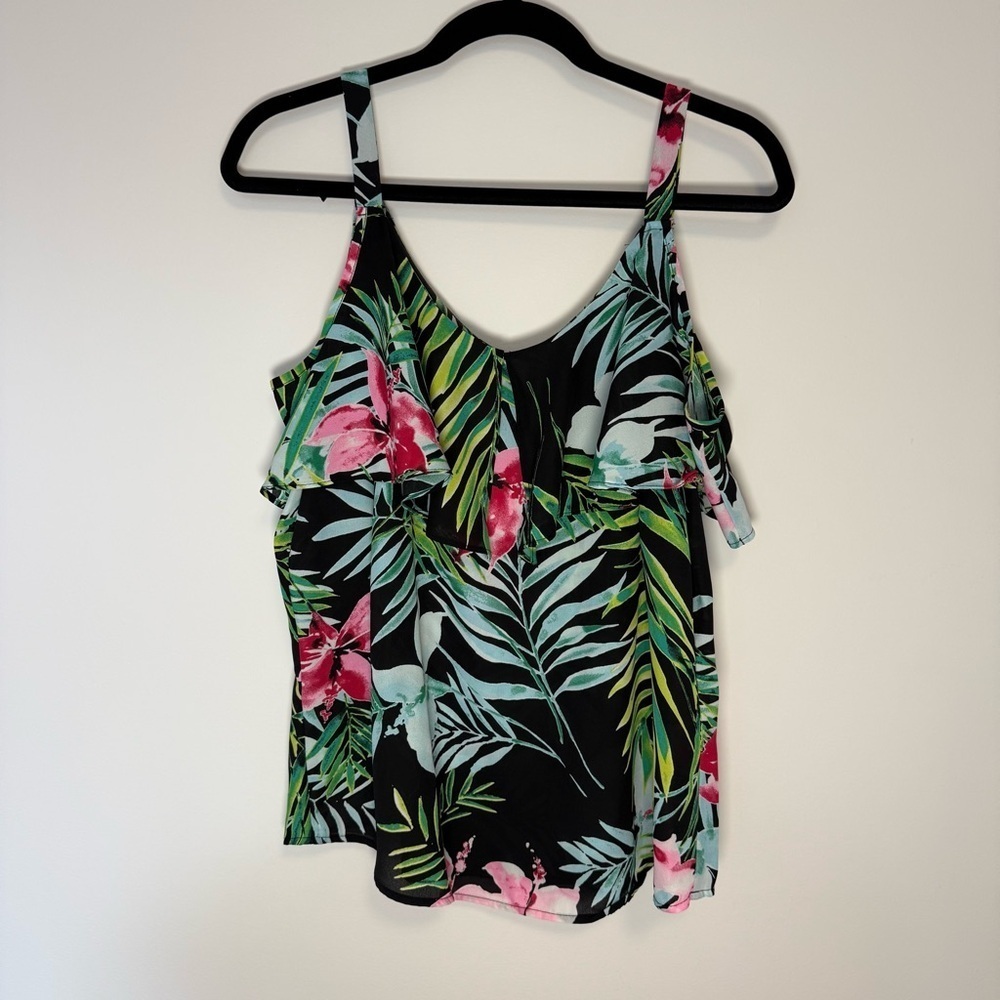 New York & Company Floral Flutter Sleeve Blouse Size L